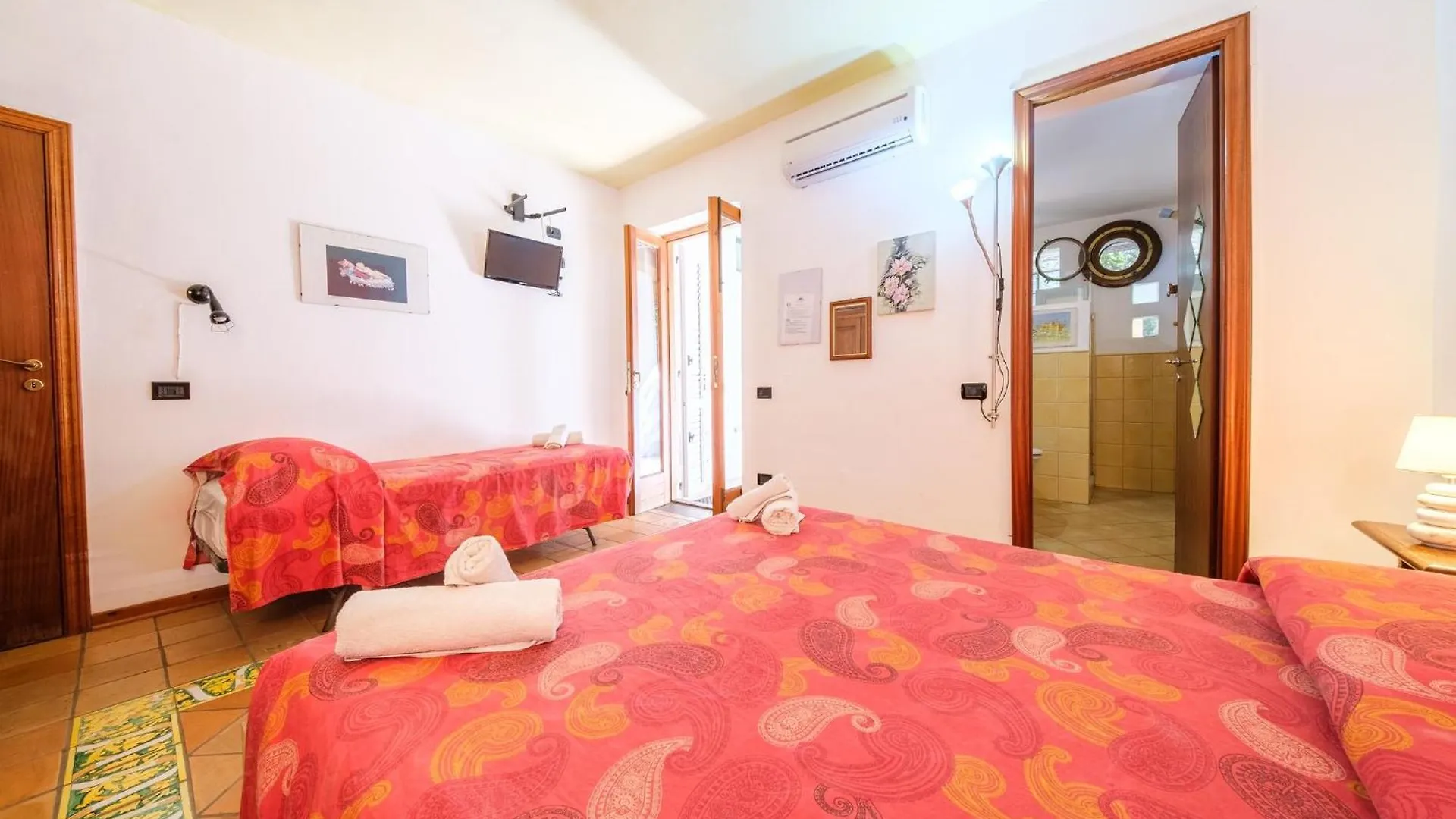 *** Guest house B&B Il Giardino Segreto Stromboli Italy