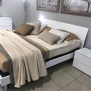 https://larena-residence.hotelinveneto.com