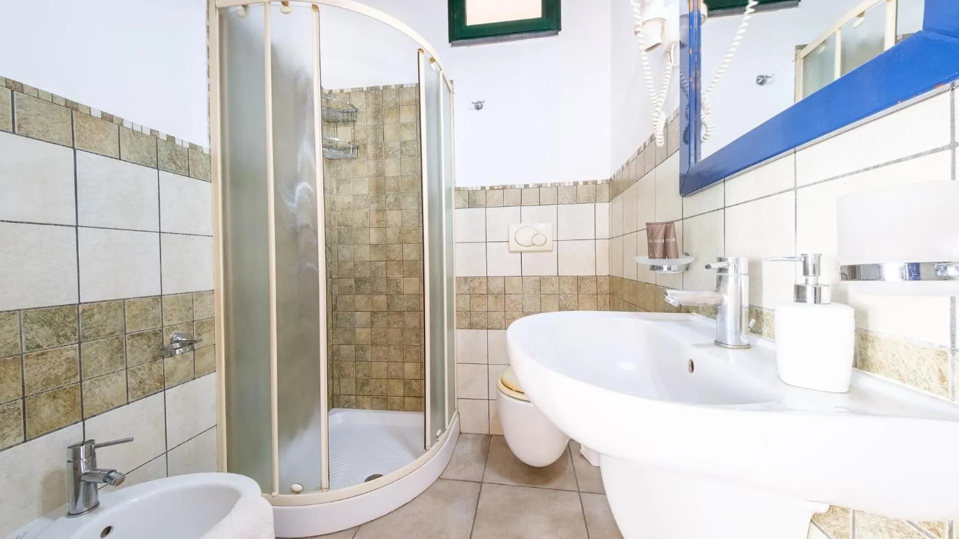 B&B Il Giardino Segreto Стромболи